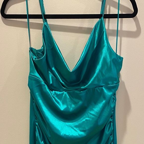 Vici Collection Satin Green Dress - Picture 1 of 6
